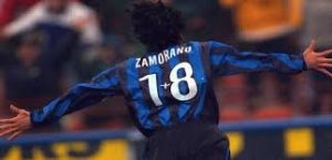 Ivan zamorano con el inter de milan